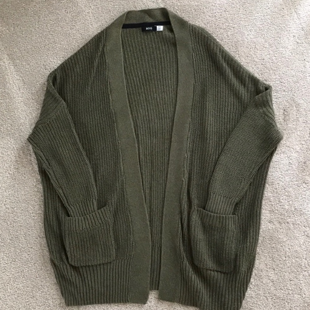 NWOT urban outfitters BDG cardigan